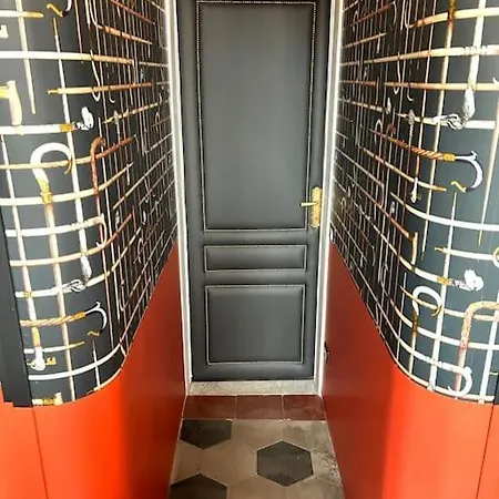 The Grand Tour Bed & Breakfast *