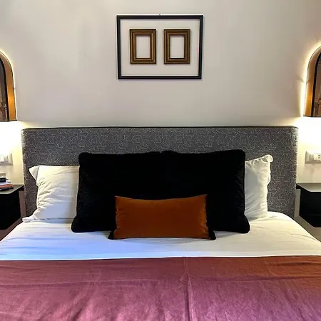 The Grand Tour Bed & Breakfast