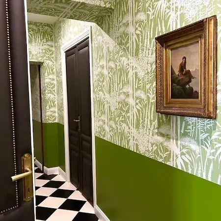 The Grand Tour Bed & Breakfast *